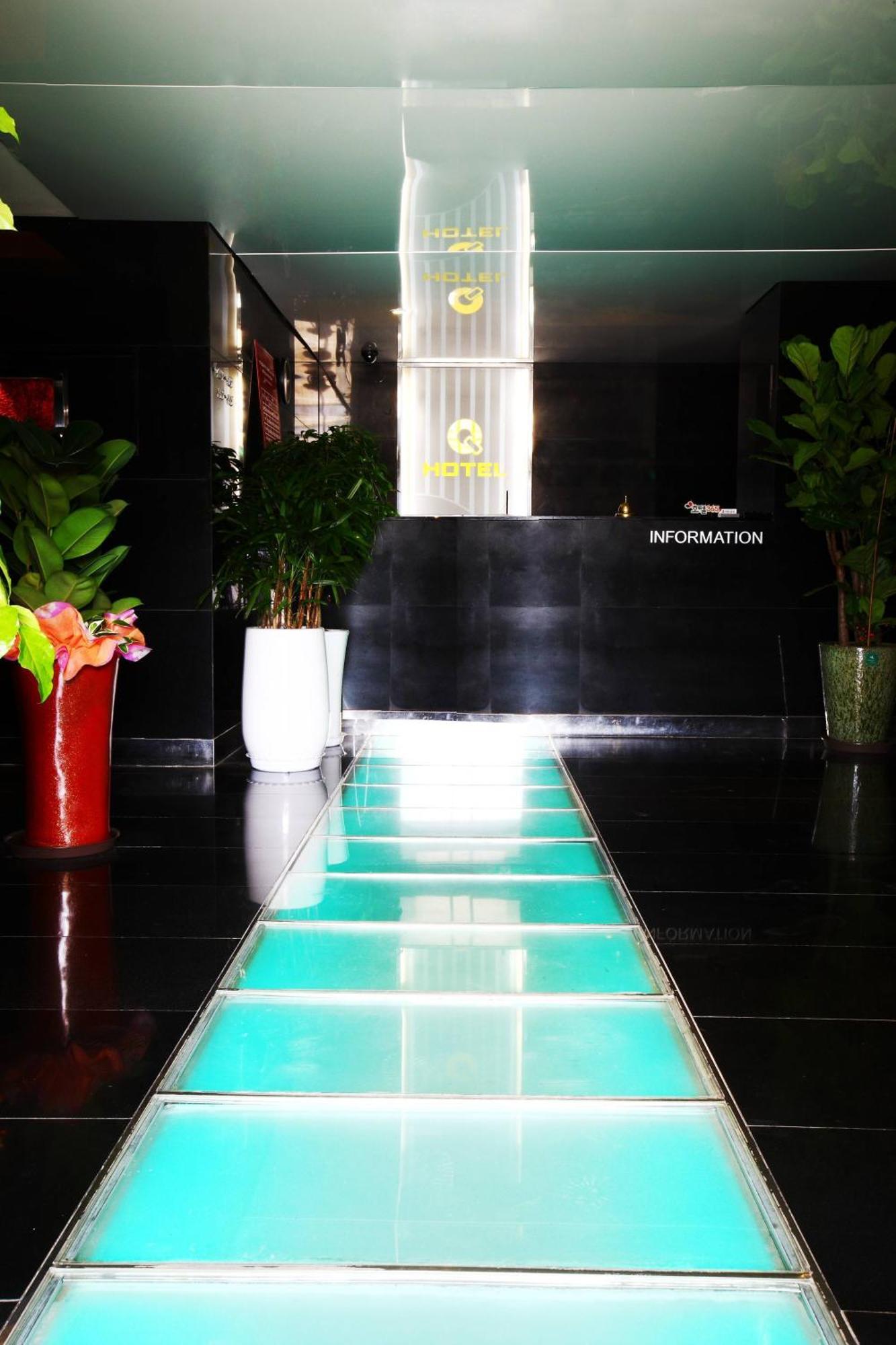 פאג'ו Q Hotel מראה חיצוני תמונה