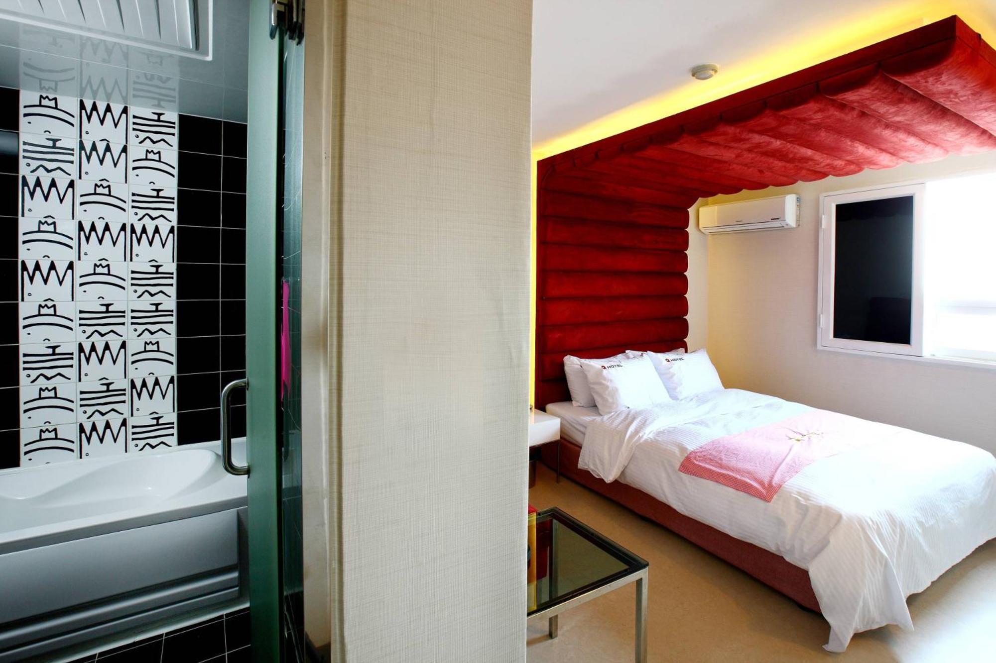 פאג'ו Q Hotel מראה חיצוני תמונה
