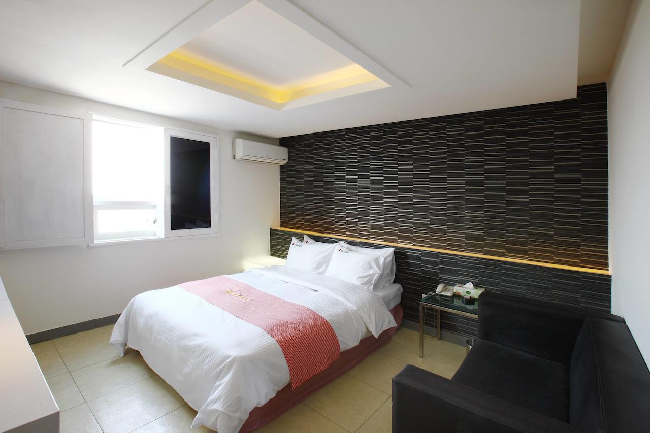 פאג'ו Q Hotel חדר תמונה
