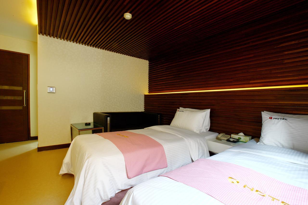 פאג'ו Q Hotel מראה חיצוני תמונה