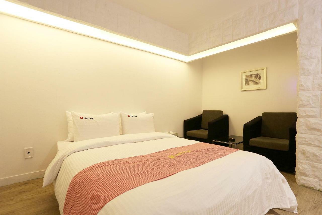 פאג'ו Q Hotel מראה חיצוני תמונה