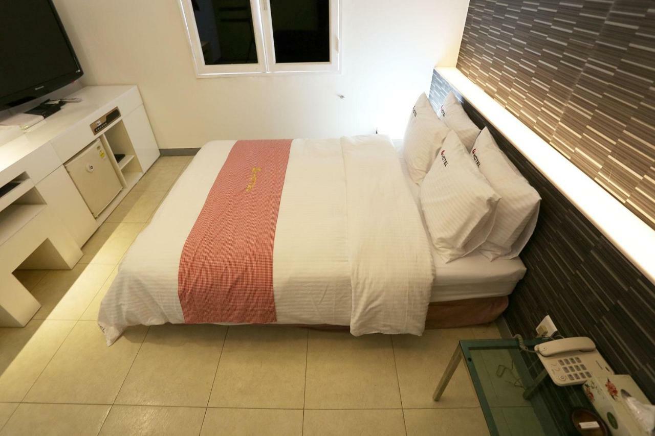 פאג'ו Q Hotel מראה חיצוני תמונה