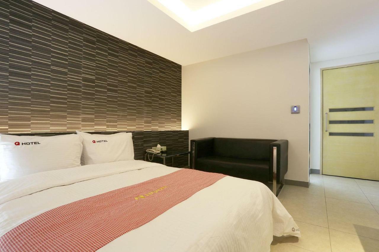 פאג'ו Q Hotel מראה חיצוני תמונה