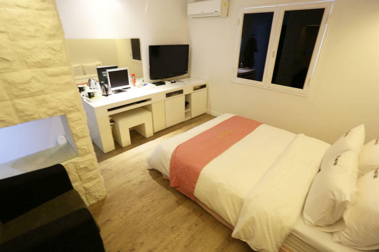 פאג'ו Q Hotel מראה חיצוני תמונה