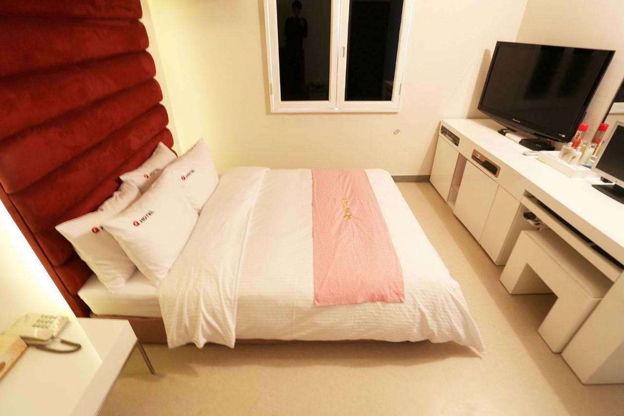 פאג'ו Q Hotel מראה חיצוני תמונה