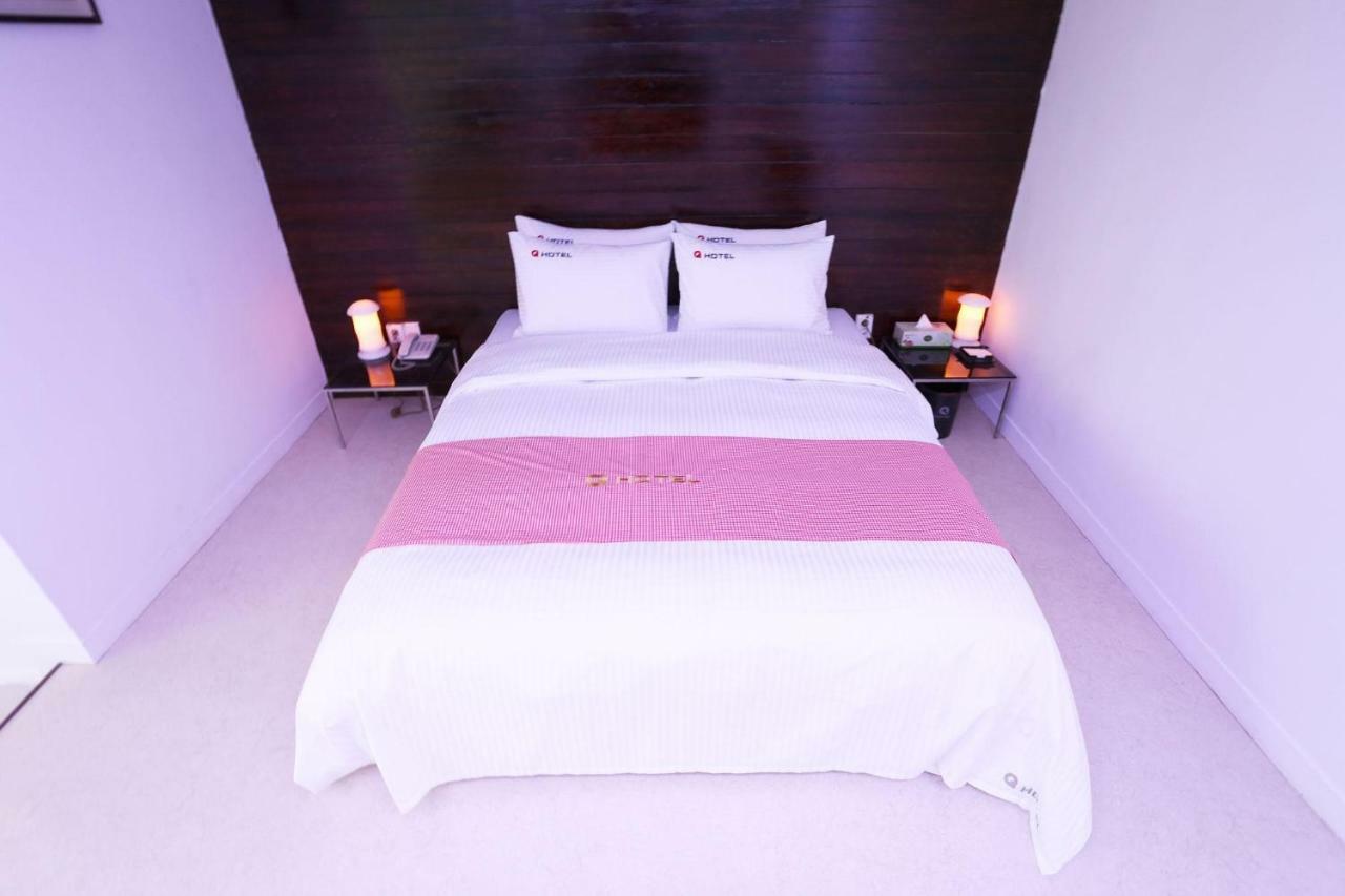 פאג'ו Q Hotel מראה חיצוני תמונה