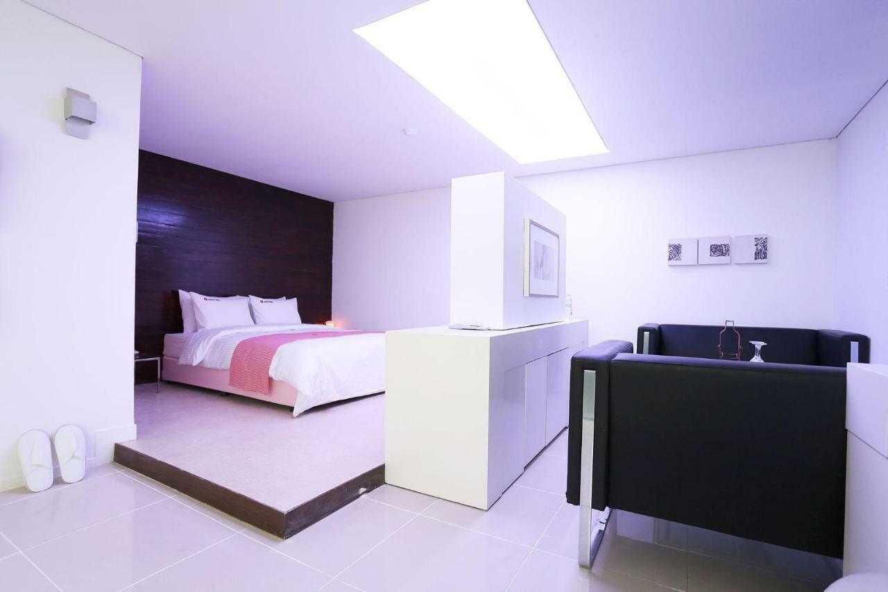 פאג'ו Q Hotel מראה חיצוני תמונה