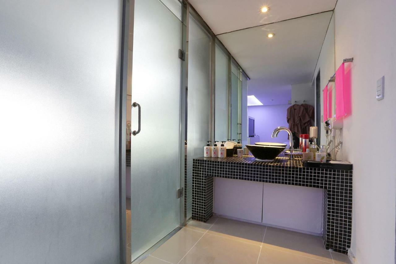 פאג'ו Q Hotel מראה חיצוני תמונה