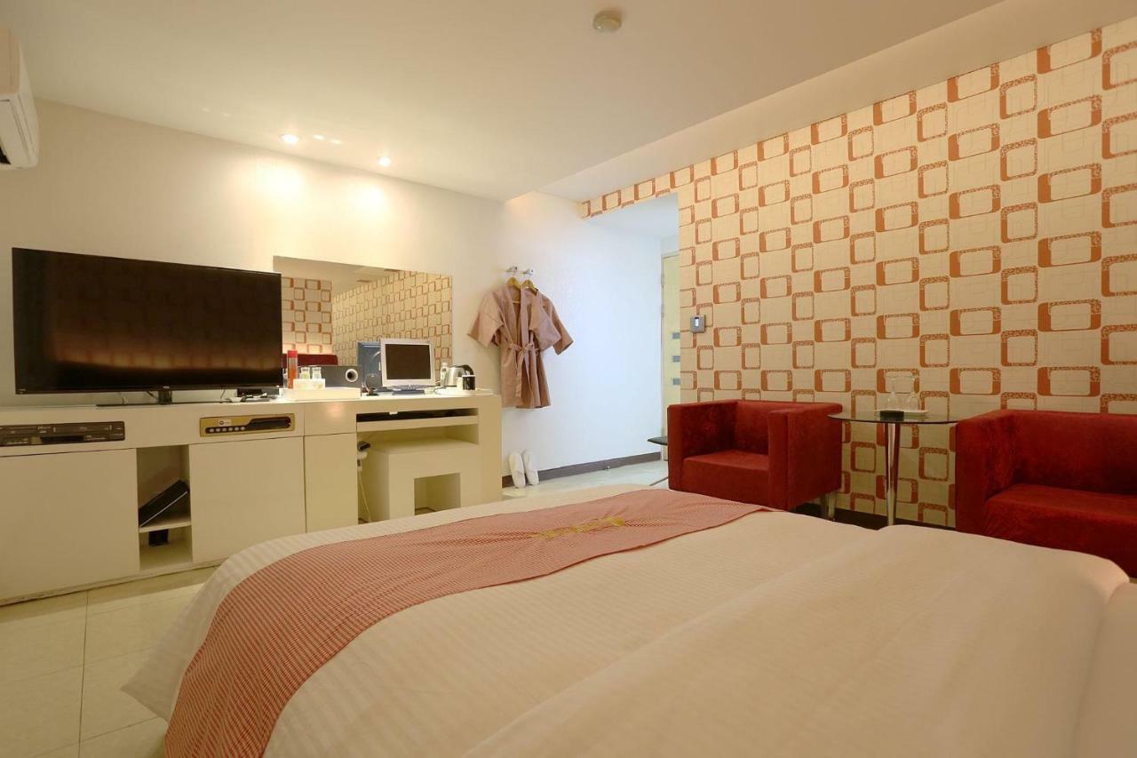 פאג'ו Q Hotel מראה חיצוני תמונה